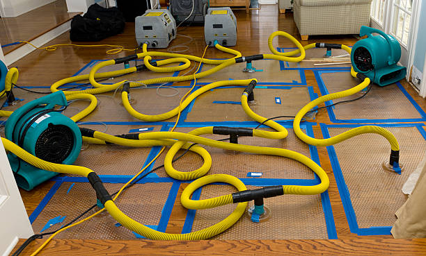 Water damage restoration process in CA